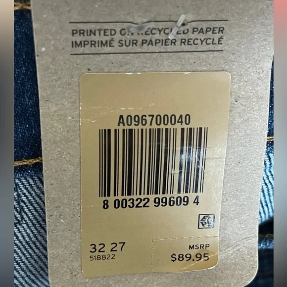 NWT Levi’s High Waisted Cropped Flare Jeans - Nip At The Bud - 32x27 - Picture 8 of 8